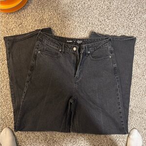 Old Navy Black Straight Leg Jeans